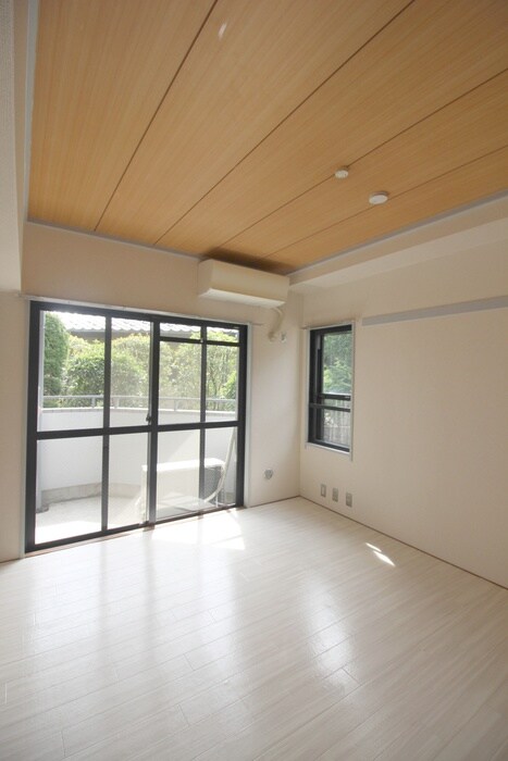 サンモールハイツの物件内観写真