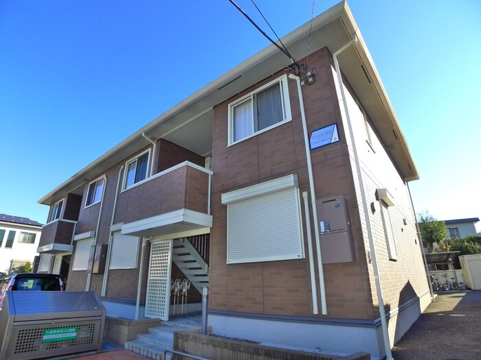 ウィンバ－ドの物件外観写真