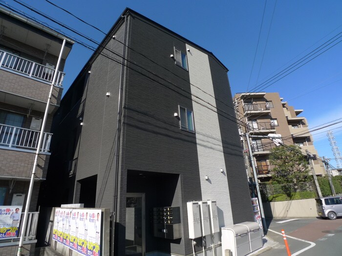 サンフェリス新所沢の物件外観写真