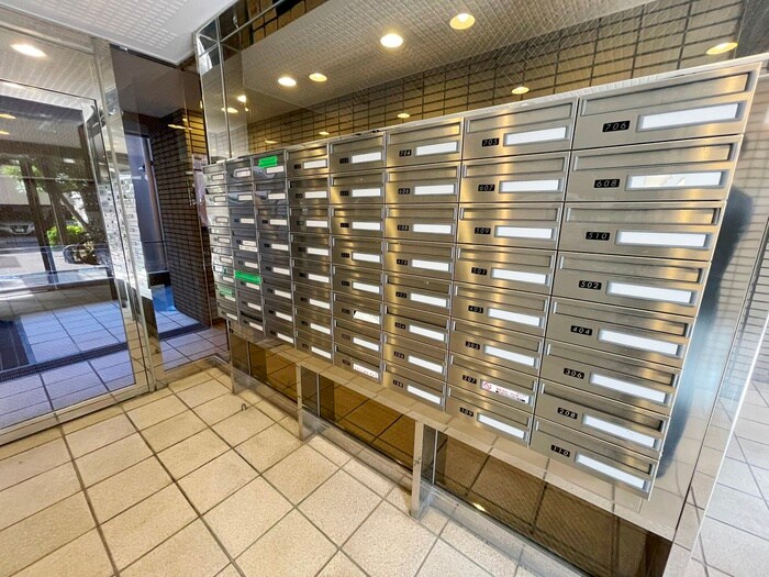 メイツ伊勢佐木長者町（２１０）の物件外観写真