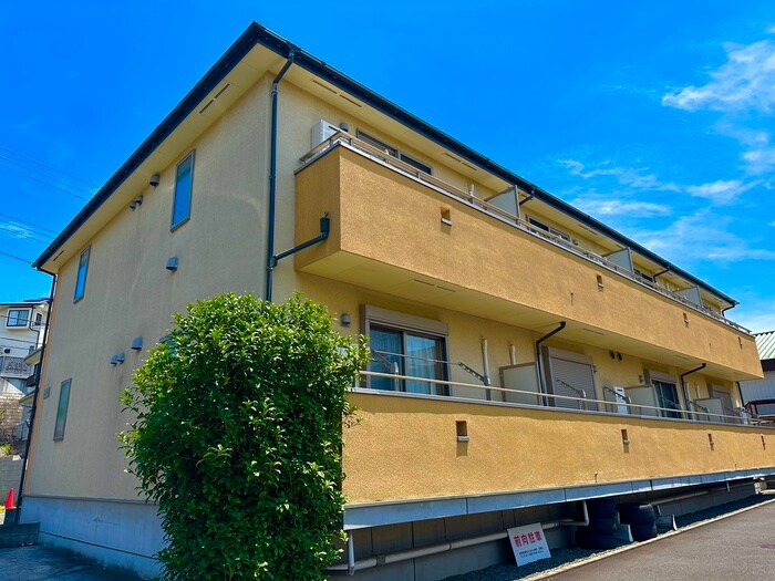 メゾン・ド・アンシャンテの物件外観写真