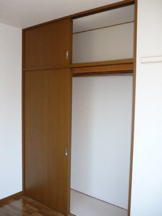 クレストコ－トの物件内観写真