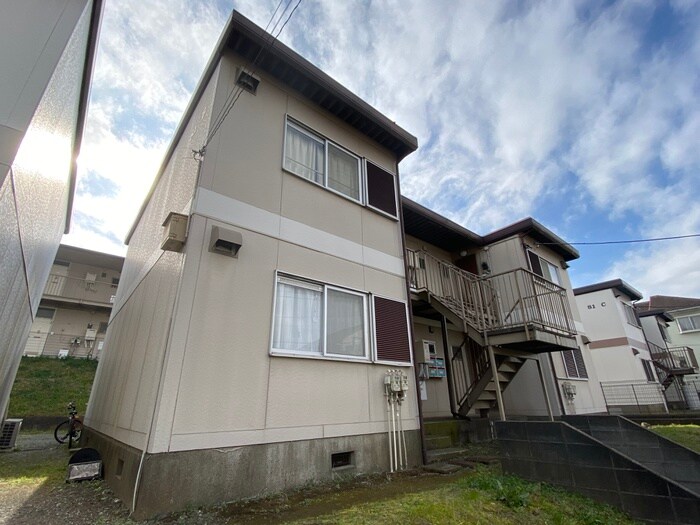 ヒルハウス平野８１　Ｂの物件外観写真