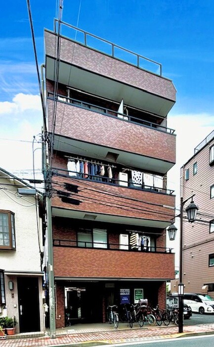 クレール・ユアサの物件外観写真