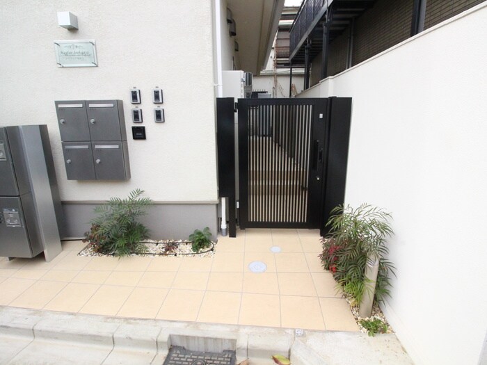 メイフェア祖師谷の物件外観写真