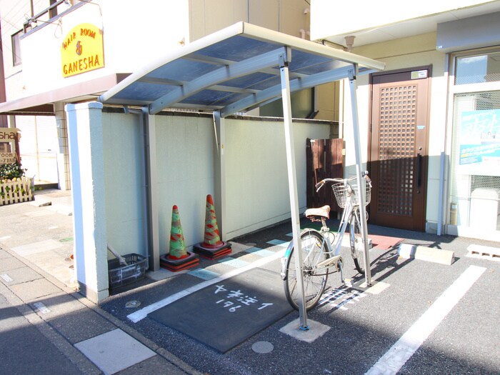 コスメハウスの物件外観写真