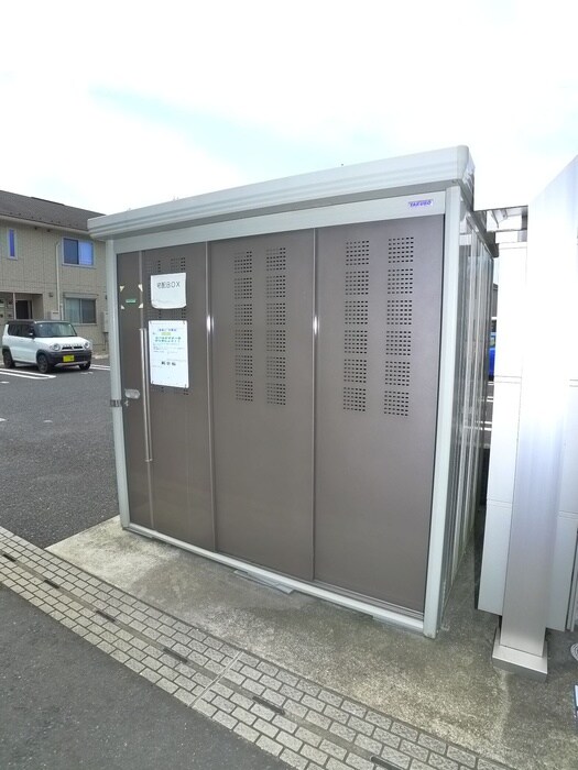 サンモール　A棟の物件外観写真