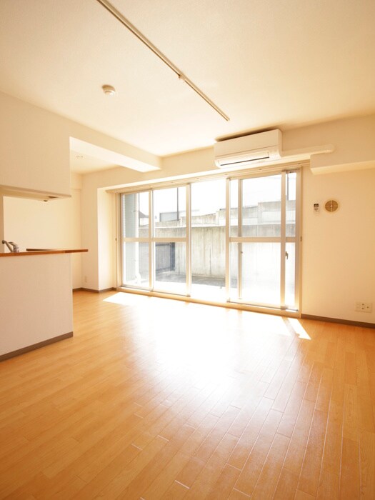 ビュ－コ－トＱＭの物件内観写真