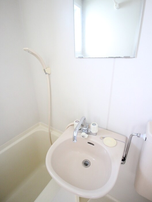 レジデンス原の物件内観写真