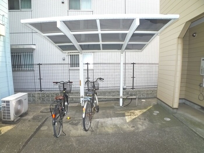 サニ－コ－ト中山Ⅰの物件外観写真