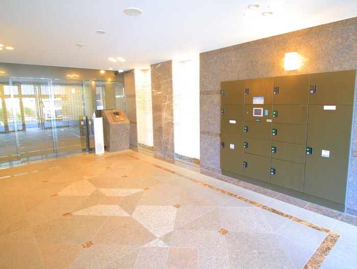 ﾙｰﾌﾞﾙ板橋東新町弐番館の物件外観写真