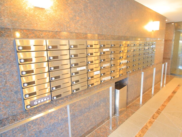 ﾙｰﾌﾞﾙ板橋東新町弐番館の物件外観写真