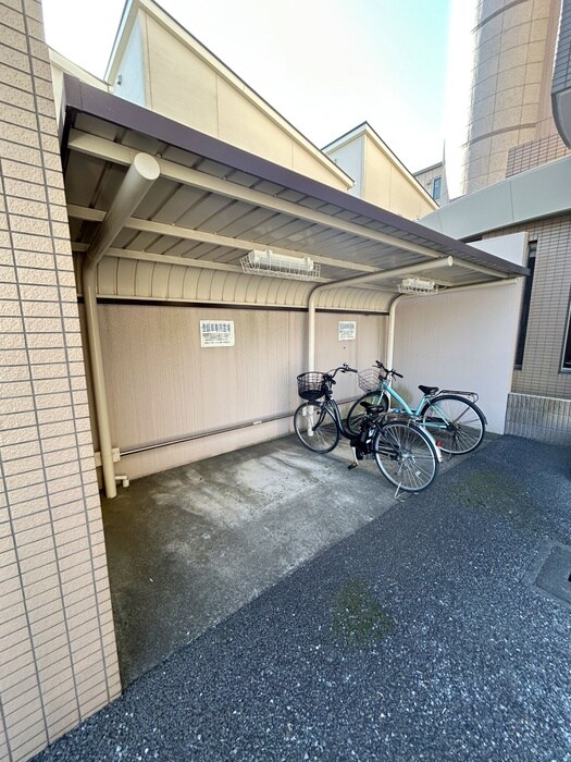 グレイスコ－トの物件外観写真