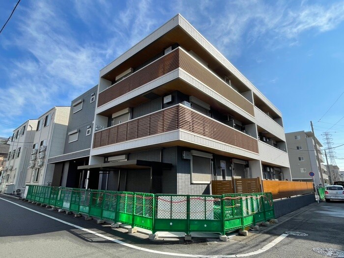 グラン・クレールの物件外観写真