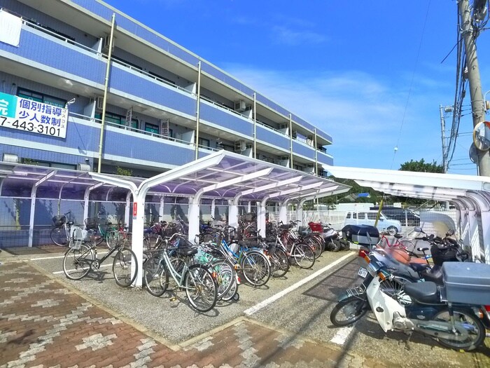 ベルドゥムール鎌ケ谷の物件外観写真