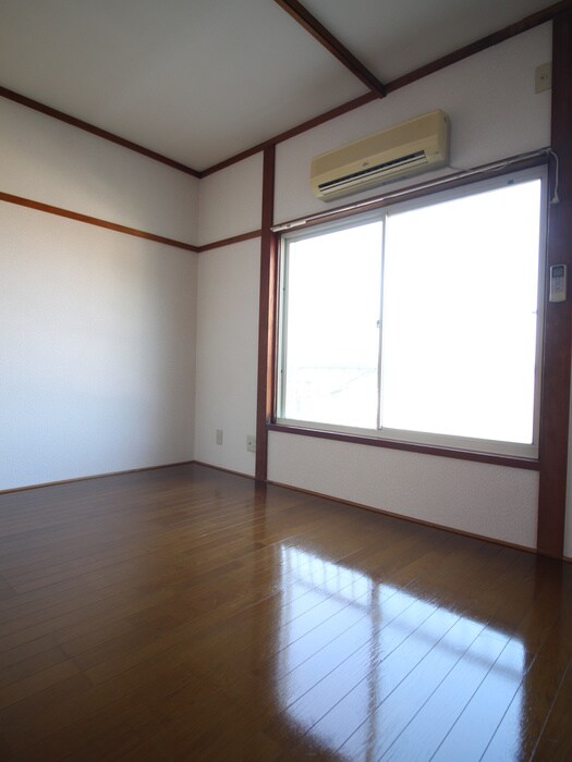 仲居ハイツⅠの物件内観写真