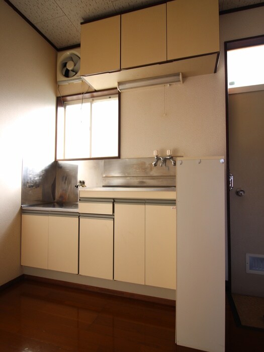 仲居ハイツⅠの物件内観写真