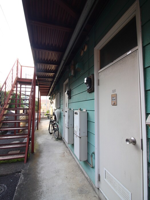 仲居ハイツⅠの物件外観写真