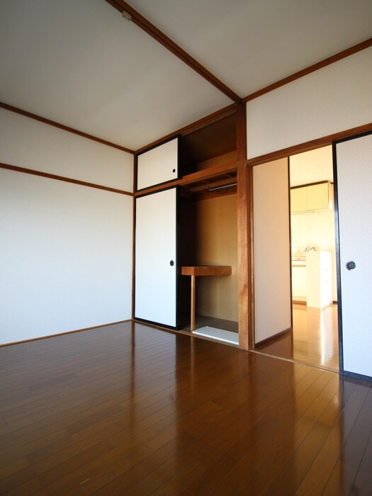 仲居ハイツⅠの物件内観写真