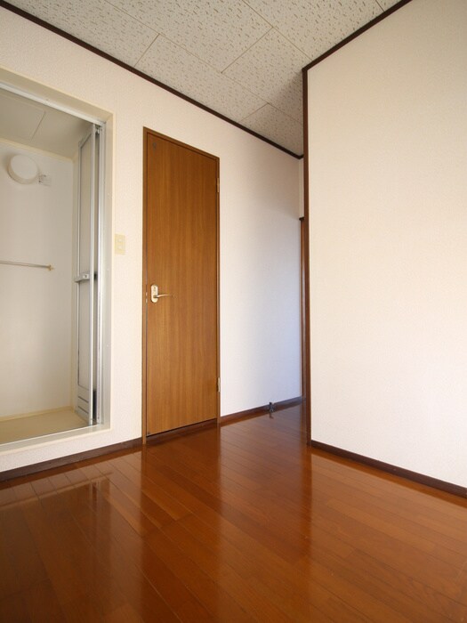 仲居ハイツⅠの物件内観写真