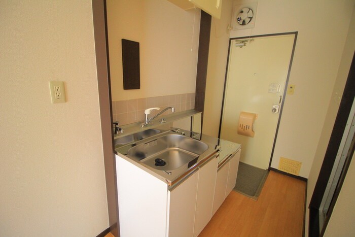 ミナミコ－ポの物件内観写真