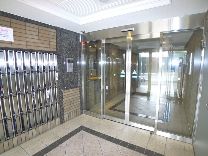 メテオーロ舞浜の物件外観写真