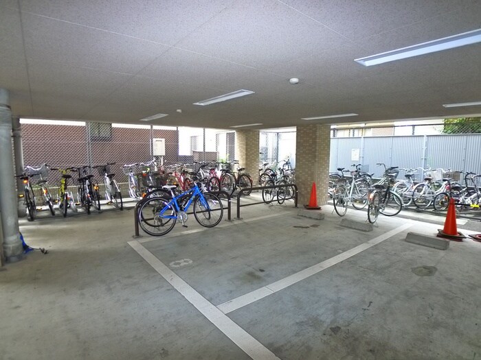 メテオーロ舞浜の物件外観写真