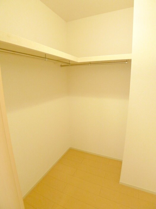 フェスティナレンテの物件内観写真