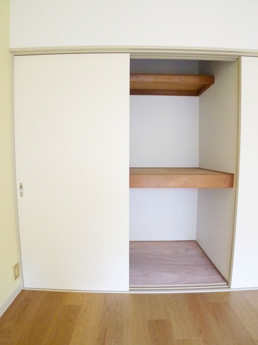 ハイツプラムＡ棟の物件内観写真