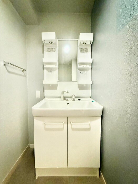 リズ市川平田の物件内観写真