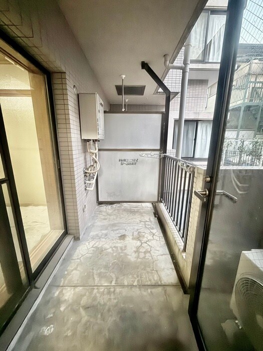 リズ市川平田の物件内観写真