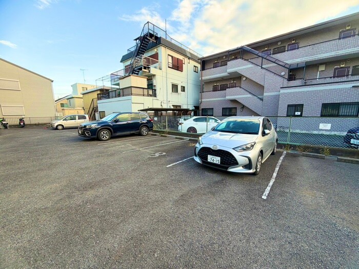 フラワーハイツＢの物件外観写真