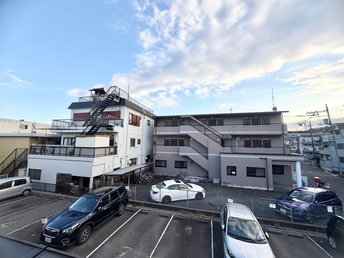 フラワーハイツＢの物件内観写真