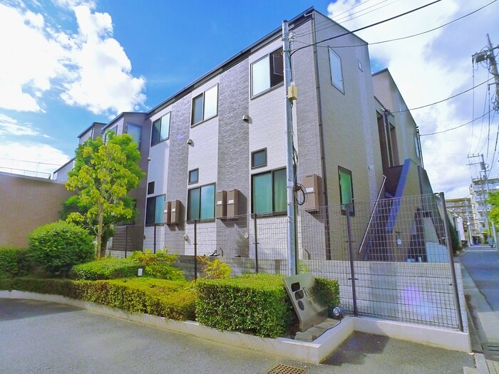 ショコラ・モールⅢの物件外観写真