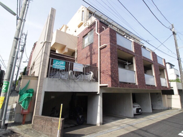 アステラス烏山の物件外観写真