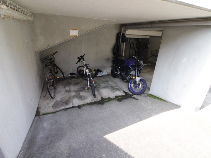 アステラス烏山の物件外観写真