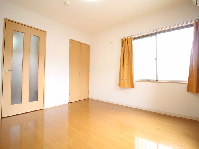 アステラス烏山の物件内観写真