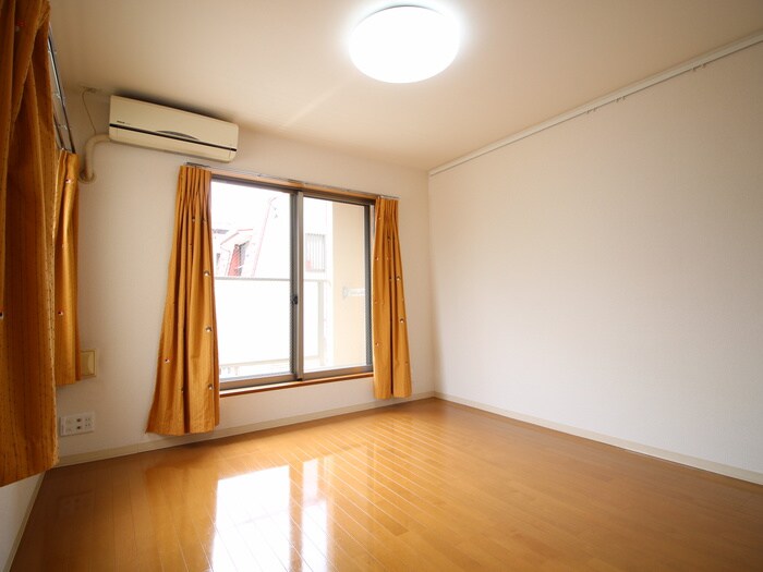 アステラス烏山の物件内観写真