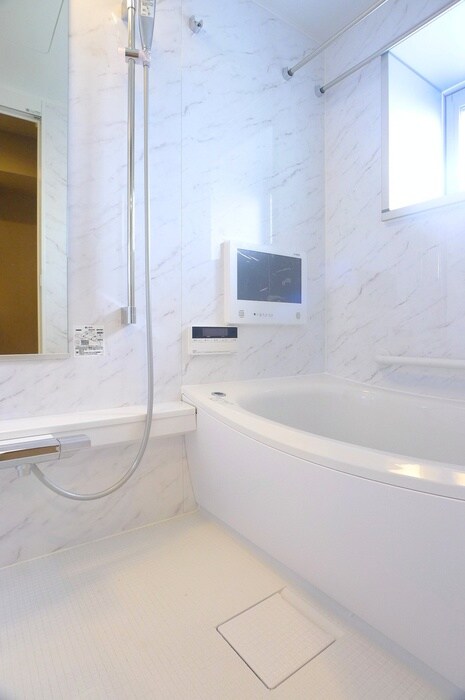 コンフォリア新御徒町の物件内観写真