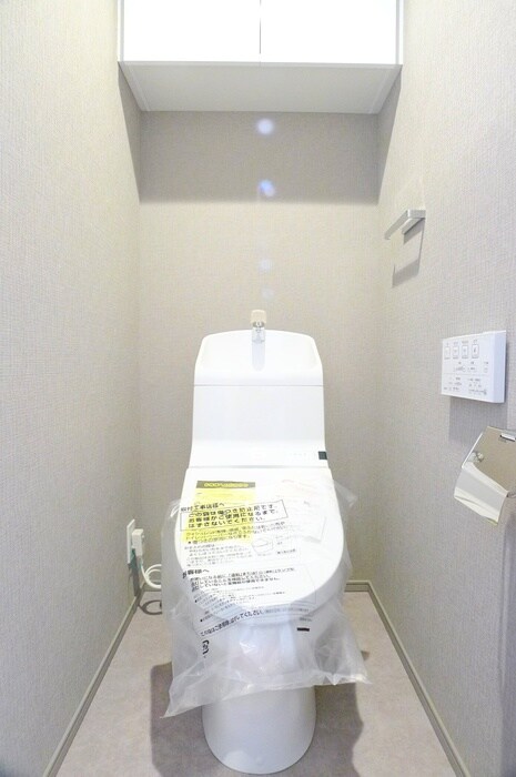 コンフォリア新御徒町の物件内観写真