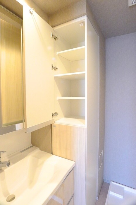 コンフォリア新御徒町の物件内観写真