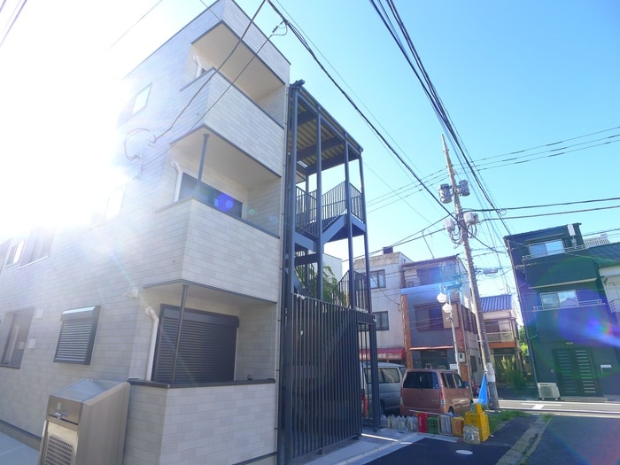 ランドヴィル千住柳町の物件外観写真