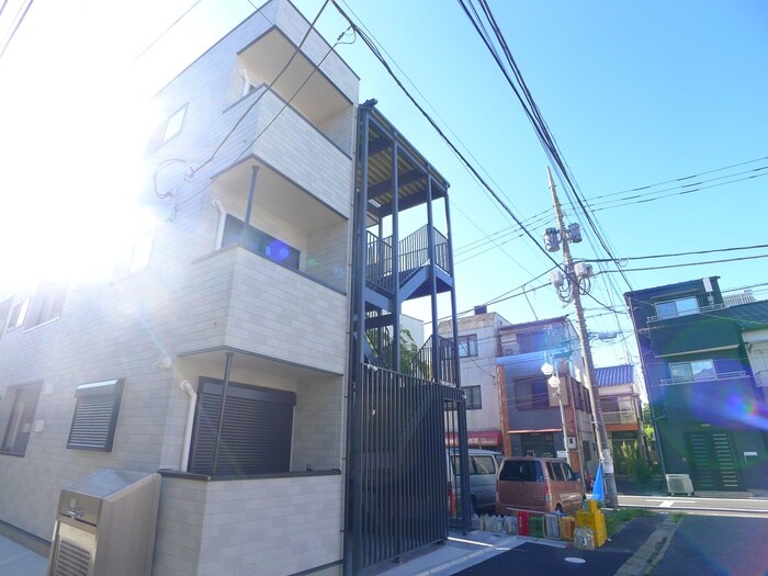 ランドヴィル千住柳町の物件外観写真