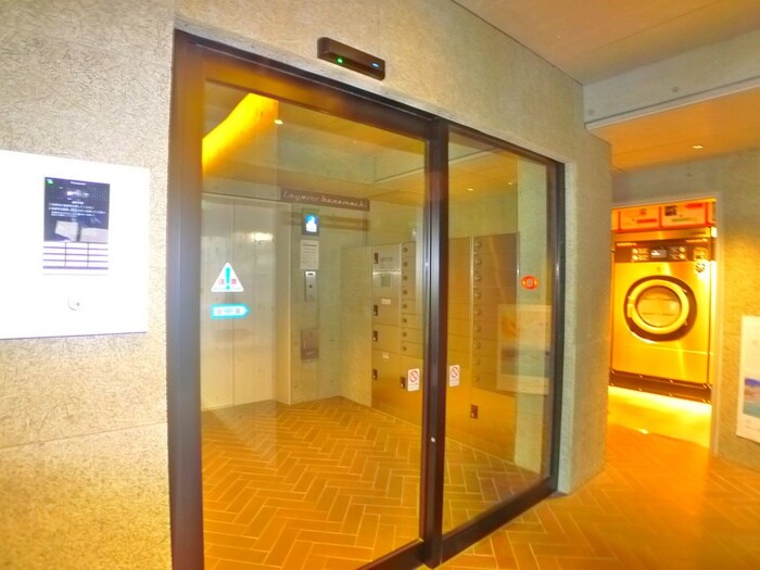 ﾚｲｵｰﾊﾞｰ金町の物件外観写真