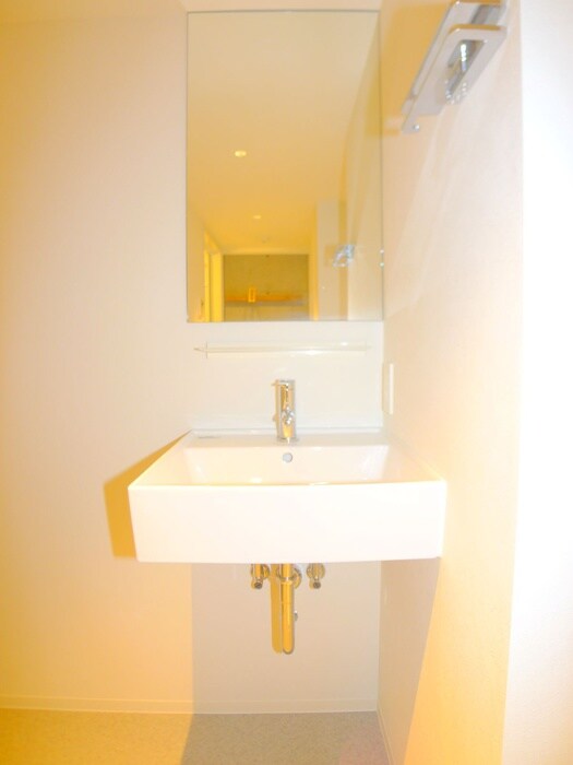 ﾚｲｵｰﾊﾞｰ金町の物件内観写真