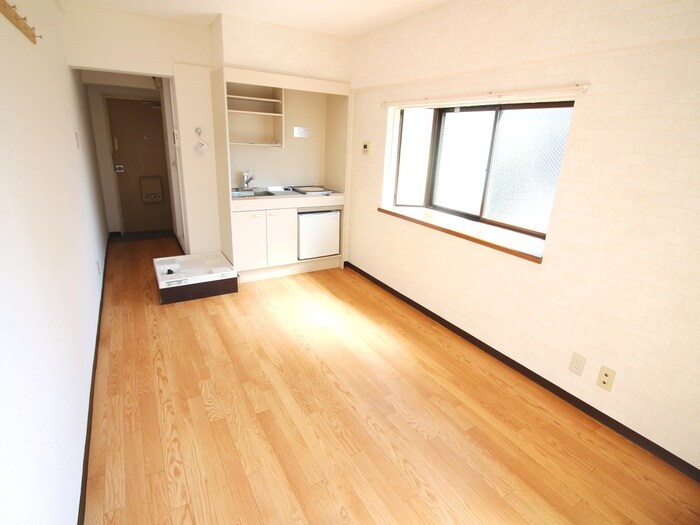 稲荷町マンションの物件内観写真