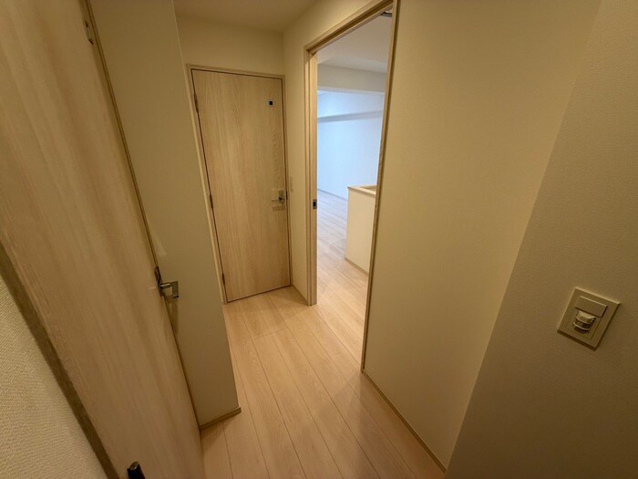 ｺﾝﾌｫﾘｱ・ﾘｳﾞ豊洲ｷｬﾅﾙの物件内観写真