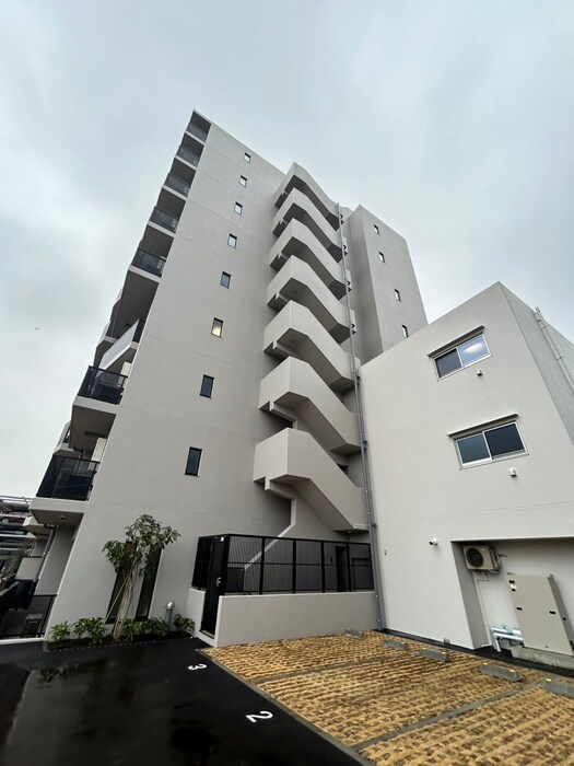 ｺﾝﾌｫﾘｱ・ﾘｳﾞ豊洲ｷｬﾅﾙの物件外観写真