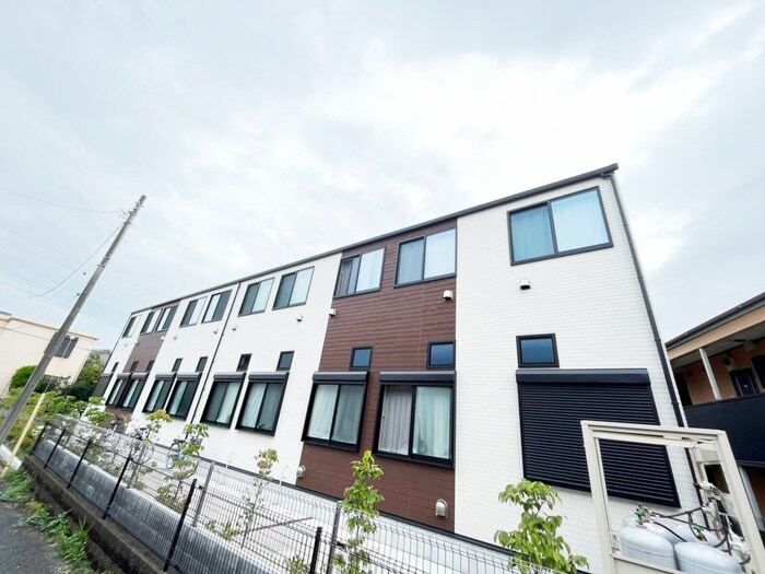 ハーモニーテラス上高井戸Ⅳの物件外観写真