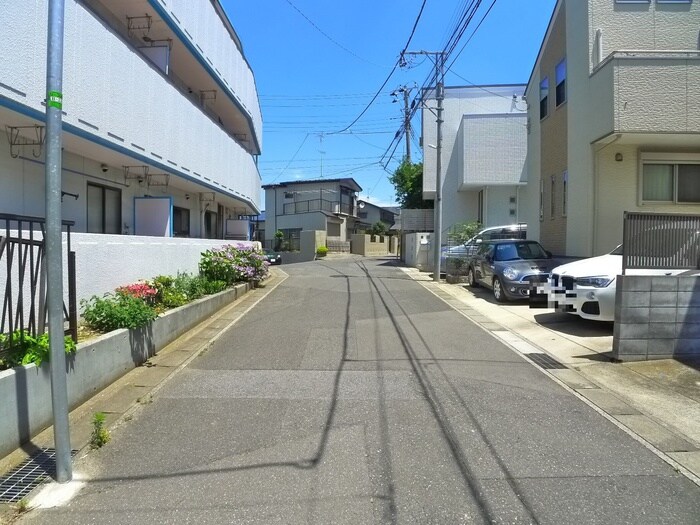 ベルコリ－ヌ上本郷の物件外観写真